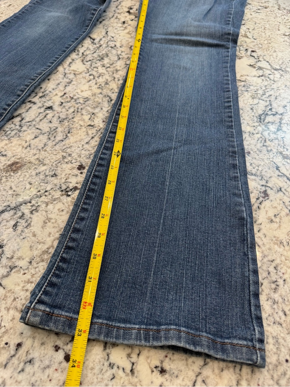 Levi’s 515 Bootcut Jeans Women’s 12 Long Medium Wash Stretch Denim Y2K - Picture 7 of 9